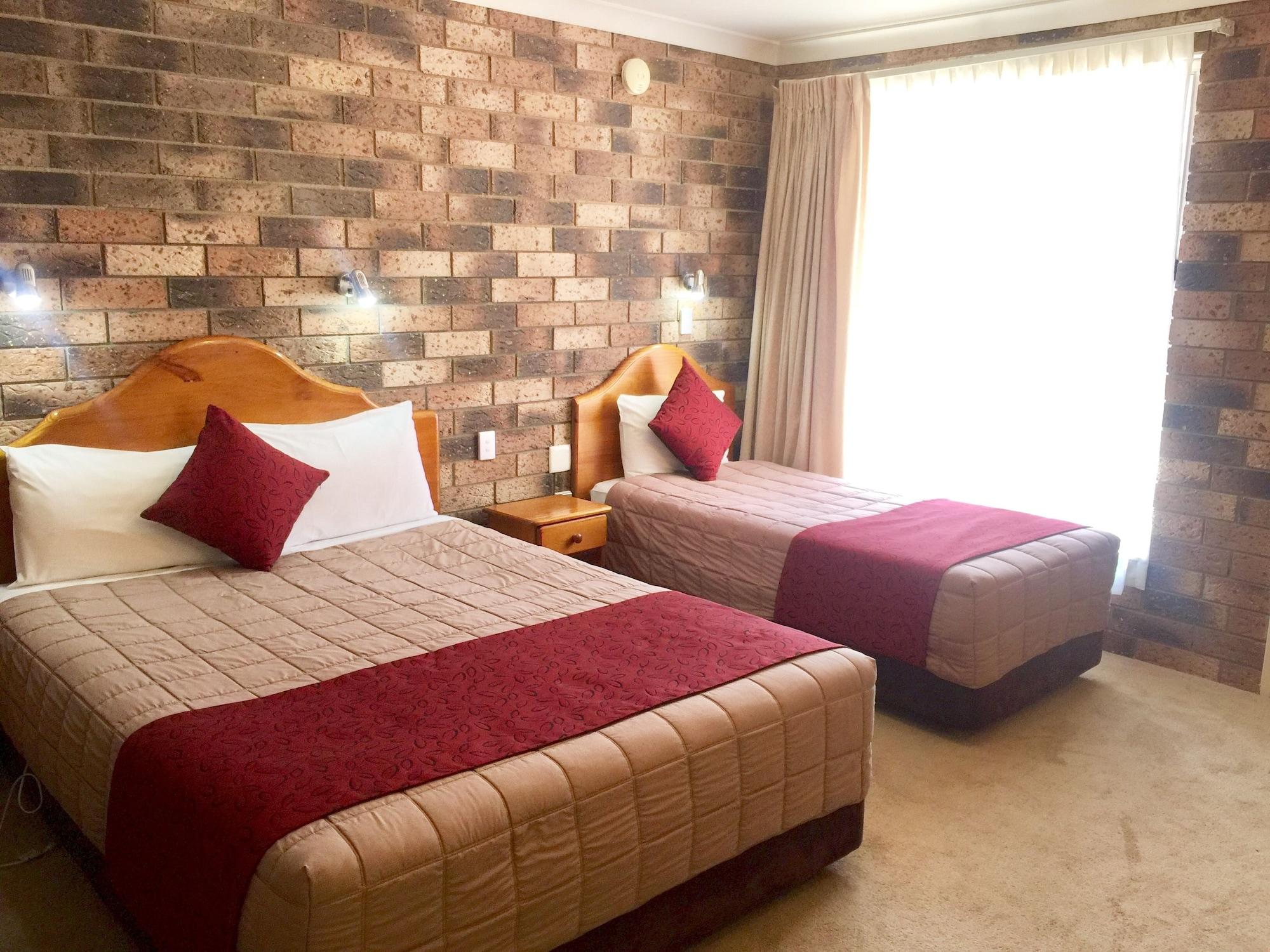 Gosford Palms Motor Inn Экстерьер фото