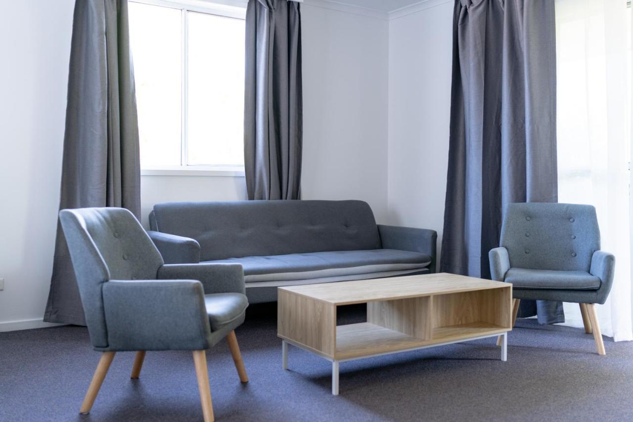Gosford Palms Motor Inn Экстерьер фото