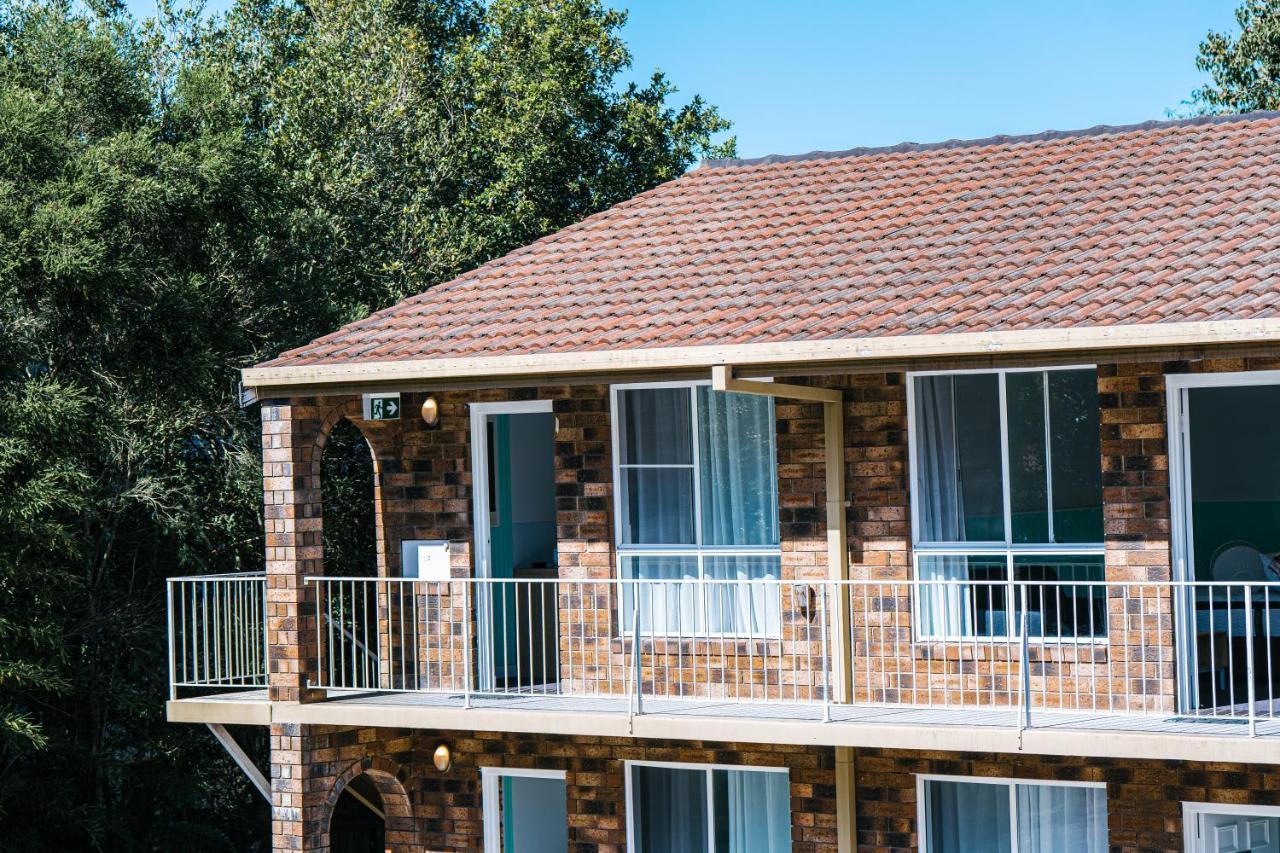 Gosford Palms Motor Inn Экстерьер фото